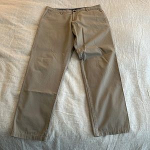 Gap | Khakis | Mens 34W, 32L